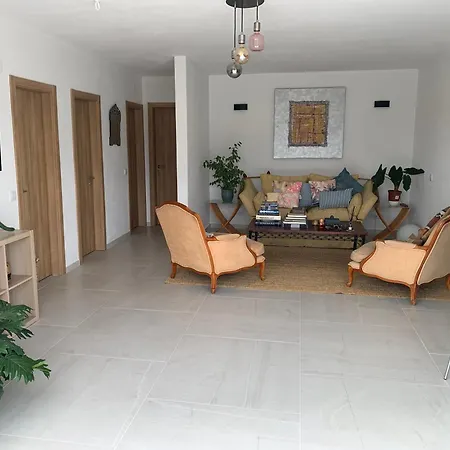 A Tranquil Garden Apartment, - Benagil *