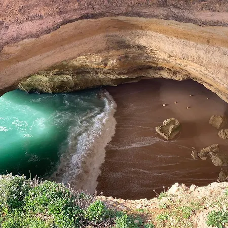 Apartman A Tranquil Garden Apartment, - Benagil *
