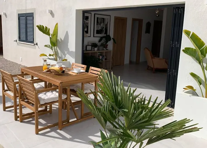 A Tranquil Garden Apartment, - Benagil Carvoeiro (Lagoa)